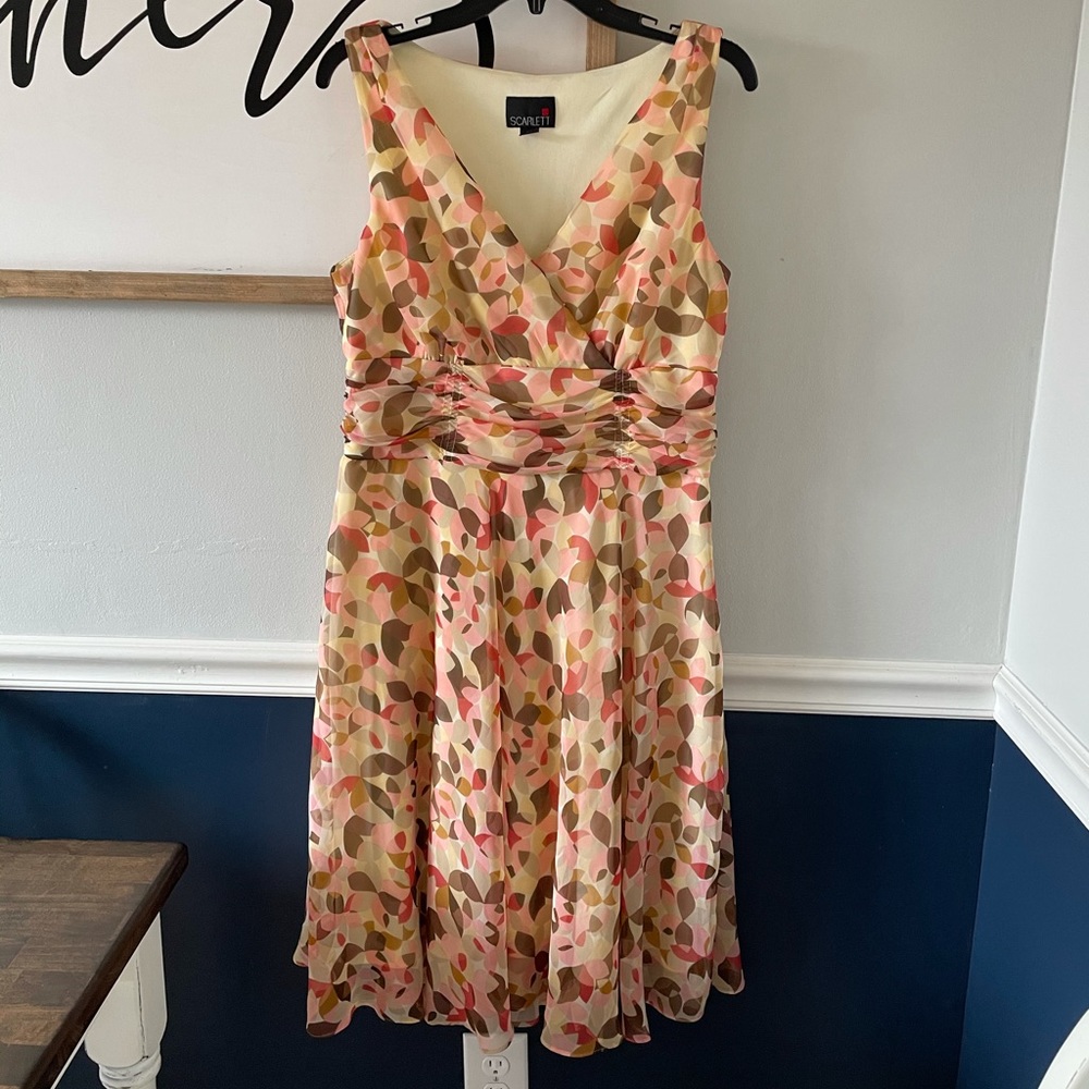 Scarlett Chiffon Sleeveless Dress Size 14